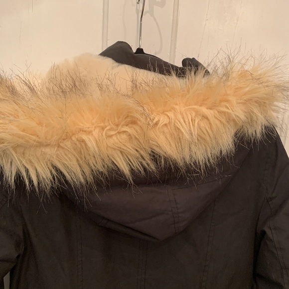 Storm Mountain Parka S - Picture 12 of 16